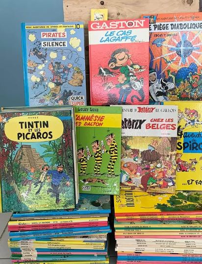 Bande-Dessinées à destockage et des livres à royan